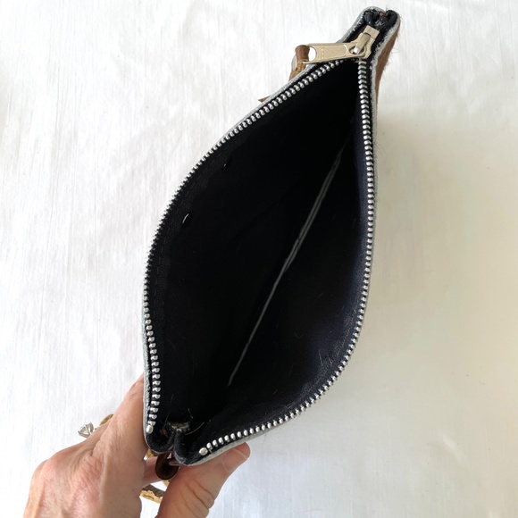 W G Wild Goose Cowhide Hair Leather Wristlet Brown & White Rustic Cowgirl NWOT - Picture 5 of 7